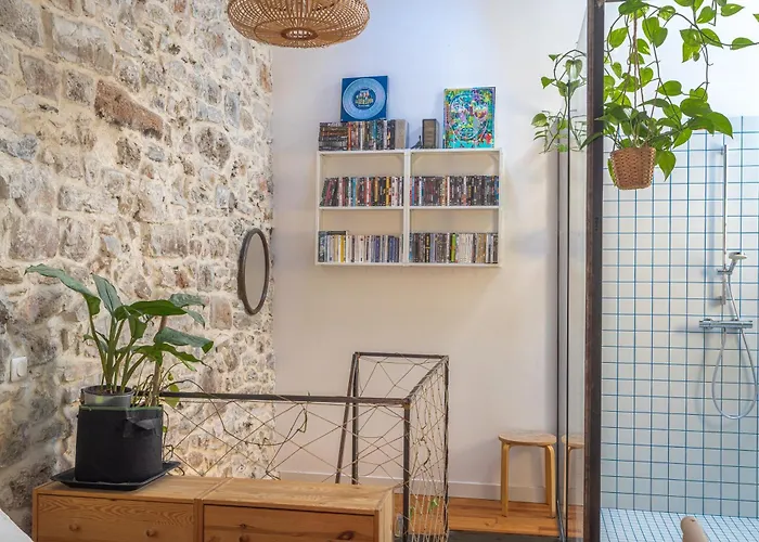 Charming Atypical Hyères